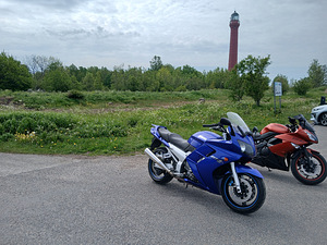 Yamaha FJR1300 (3 фото из 9)