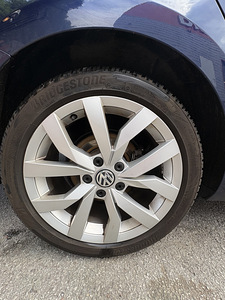 2017 Volkswagen Golf 2.0 TDI 110 кВт R-Line (6 фото из 15)