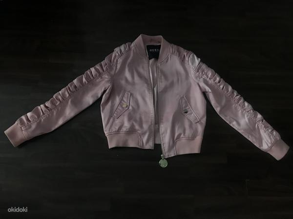 Розовая куртка Guess (фото #1)