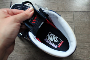 VANS tossud, seemisnahaga, suurus 39, uued! (9 foto / 10)
