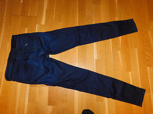 Armani teksad nr.26 (1 foto / 3)