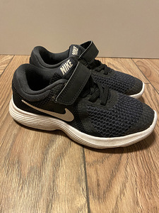 Кроссовки Nike, р29 (2 фото из 2)
