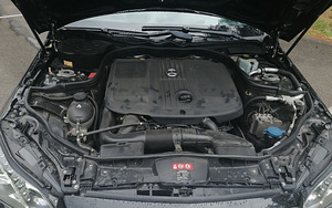 Mercedes-Benz E 220 2.1 R4 125kW (4 foto / 6)