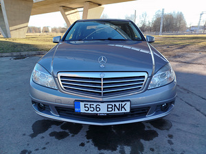 Mercedes-Benz (5 foto / 15)