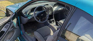 Ford Mustang 5.0 manuaal (9 foto / 10)
