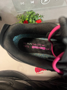 New Balance x Jaden Smith tossud (4 foto / 6)