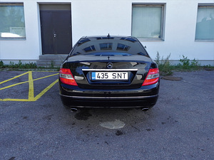 Mercedes-Benz C320 4matic, 165kw (7 foto / 15)