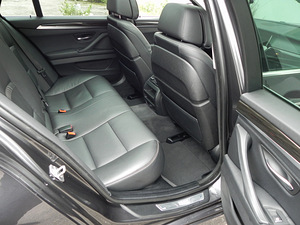 BMW 530 XD LUXURY LCI 190 kw (2015) (13 foto / 15)