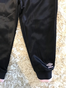 Umbro ülikond, suurus 98 (2 foto / 3)