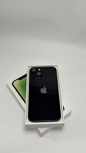 iPhone 14 – 64 GB, без царапин, емкость батареи 84% (2 фото из 7)