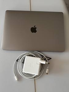 MacBook Pro 13 16 GB 2017