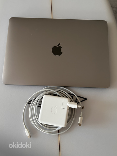 MacBook Pro 13 16 GB 2017 (фото #1)