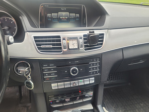 Mercedes-Benz E-klass (2 foto / 11)