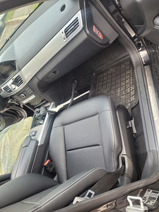 Mercedes-Benz E-klass (9 foto / 11)