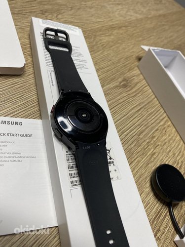 Samsung Galaxy Watch 4 44mm LTE (фото #4)