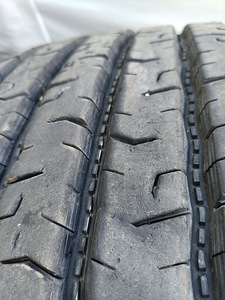Rehvid esisild 385/55R22,5 nokian hakka truck steer 2tk. (6 foto / 6)