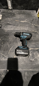 Makita DDF482 (1 foto / 2)