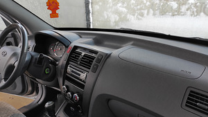 Hyundai Tucson 2.0 CRDi (8 foto / 12)