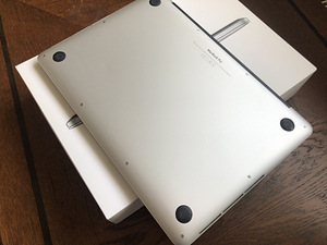 Apple MacBook Pro 13,3” 2015 Retina (4 foto / 6)