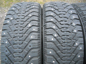 195/65R15 Naelrehvid (1 foto / 5)