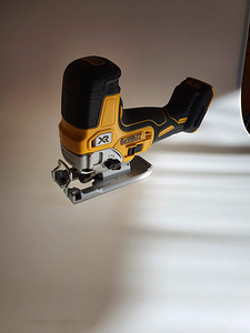 Инструменты dewalt (3 фото из 9)