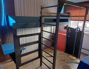 Высокая кровать, двухъярусная кровать, подъемная кровать с письменным столом и доской