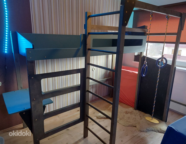 Высокая кровать, двухъярусная кровать, подъемная кровать с письменным столом и доской (фото #1)