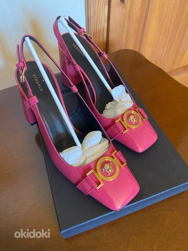 VERSACE VERNICE FUXIA-ORO SLING BACK