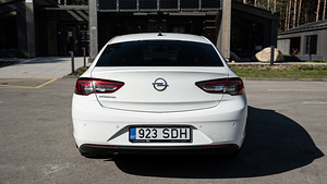 Opel Insignia Grand Sport 1.5d 90kw (5 foto / 11)