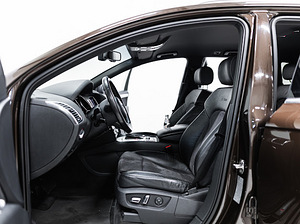 Audi Q7 2x S-Line (12 foto / 14)