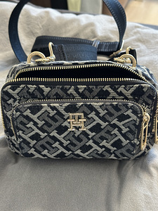 Original tommy hilfiger (1 foto / 4)