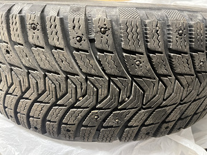 Naastrehvid Michelin X-Ice North 3 205/55/R16 94T XL 8mm 4tk (5 foto / 7)