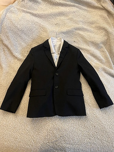 H&M ülikond pikkusele 134 ehk ca. 8-9 aastasele (1 foto / 2)