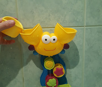 Детская игрушка для ванны
