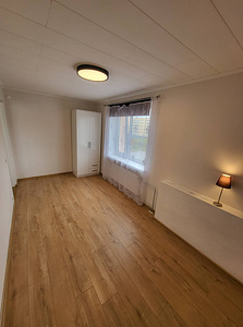 Üürikorter Põlvas (8 foto / 10)