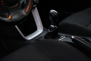 Kia Ceed (7 foto / 13)