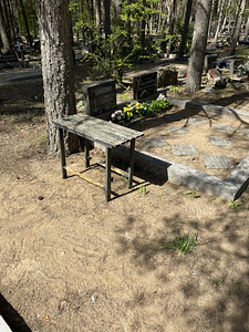 Pakume kalmistuteenuseid (4 foto / 10)