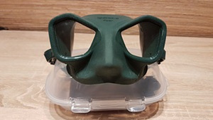 Uus mask MARES VIPER roheline.Kaasas plastkarp (1 foto / 1)