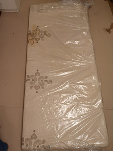 Annan madratsi 180x80 (1 foto / 1)