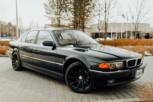 BMW E38 730d (1 foto / 13)