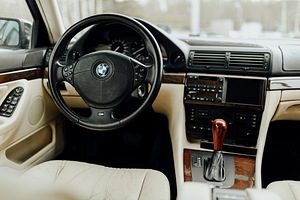 BMW E38 730d (13 foto / 13)