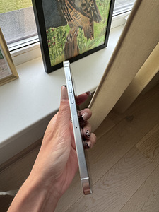 iPhone 16 pro max (5 фото из 5)