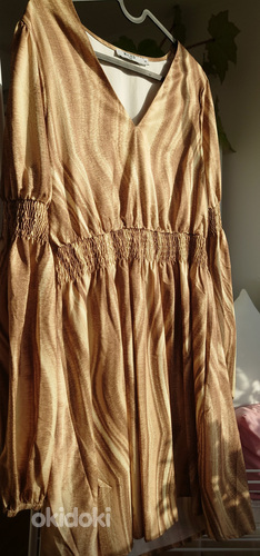 Платье nA-KD с длинными рукавами на 38 размер. (фото #1)
