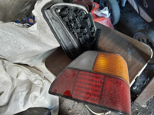 VW Golf 2 tagatuled (3 foto / 3)