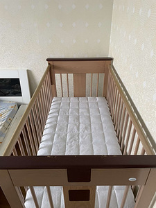 Детская кроватка 120 х 60 с матрасом