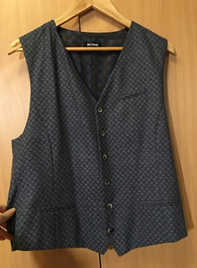 Baltman vest, ilus, kvaliteetne ning uueväärne (3 foto / 3)