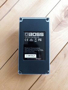 BOSS SY-1 SYNTHESIZER (2 foto / 6)