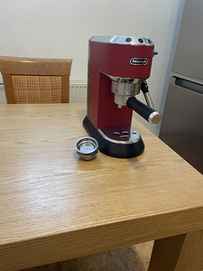 Кофемашина Delonghi EC685R (3 фото из 3)