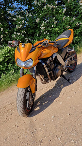 Kawazaki Z750 (1 foto / 5)