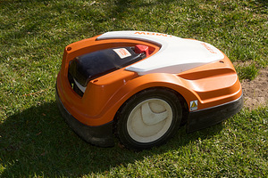 Robotniiduk Stihl iMOW RMI 422 (3 foto / 5)